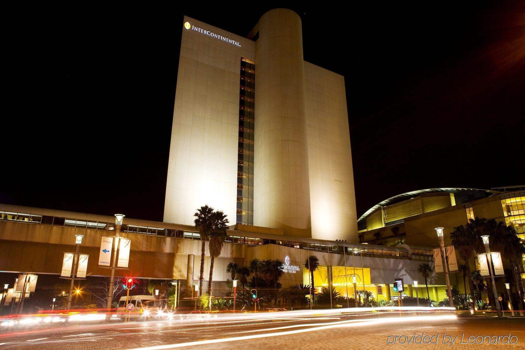 Intercontinental Johannesburg Sandton Towers, An Ihg Hotel Dış mekan fotoğraf